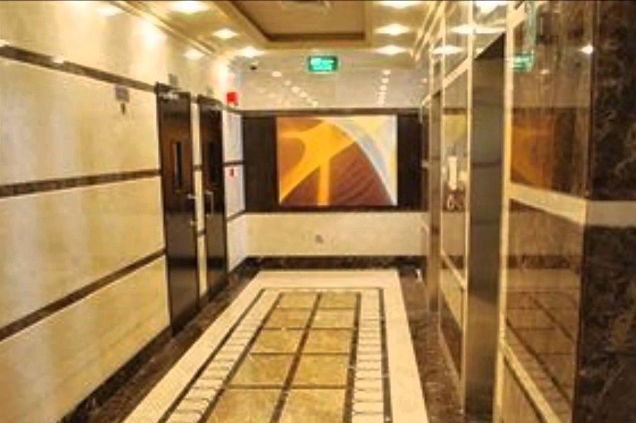 London Crown Hotel Дубай Экстерьер фото