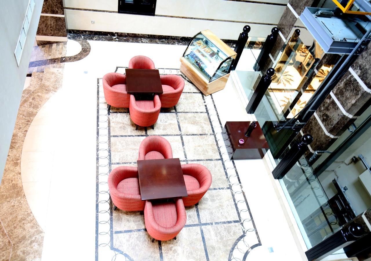 London Crown Hotel Дубай Экстерьер фото